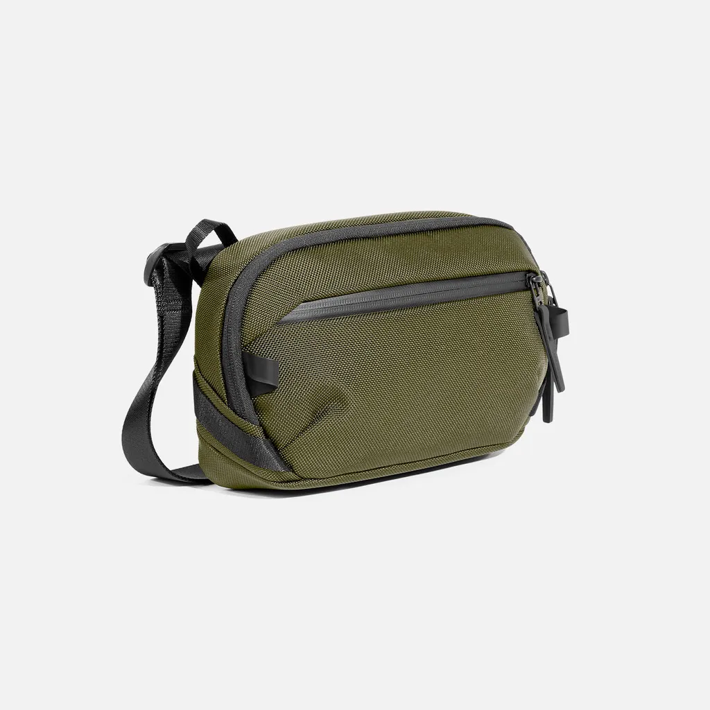 Day Sling 4