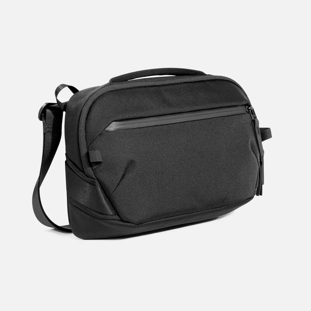 Day Sling 4 Max