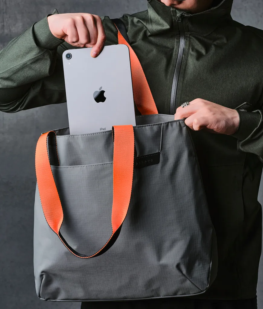 Elements Tote (M)