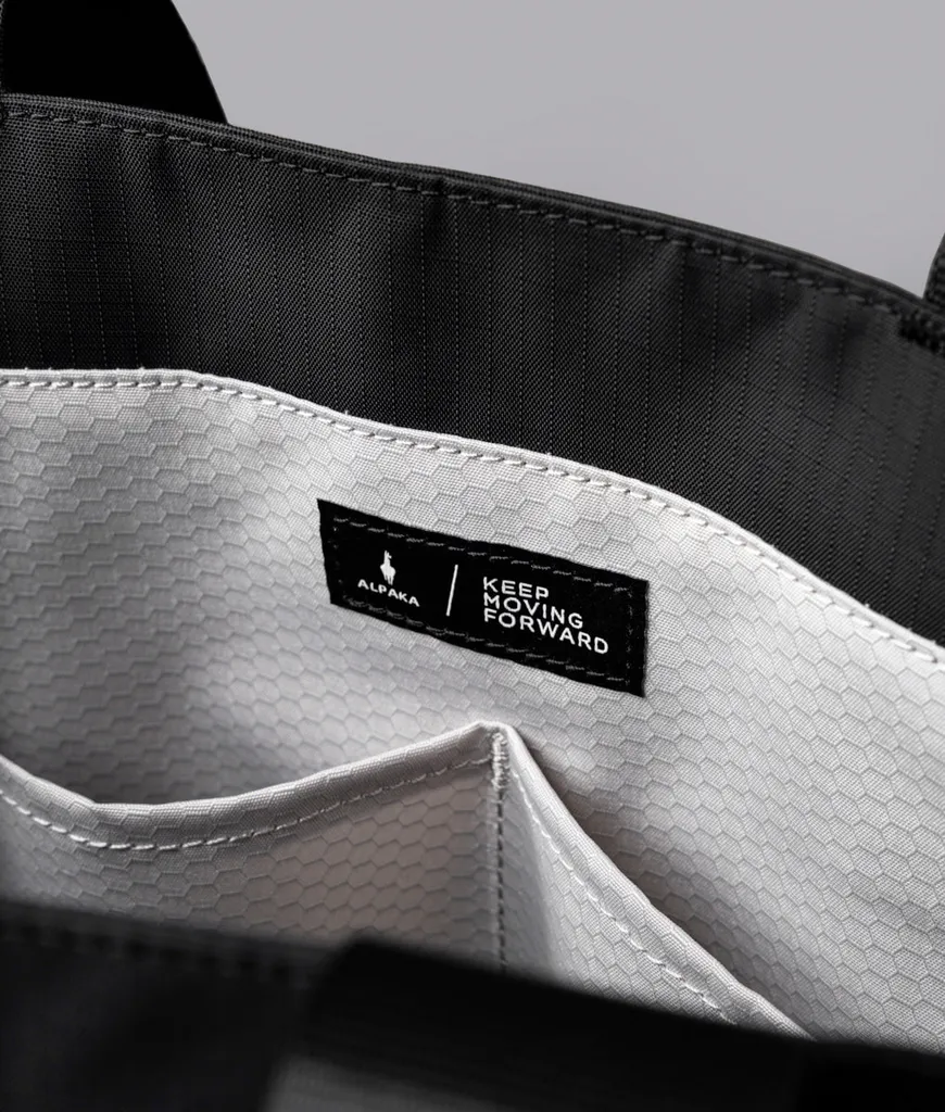 Elements Tote (M)
