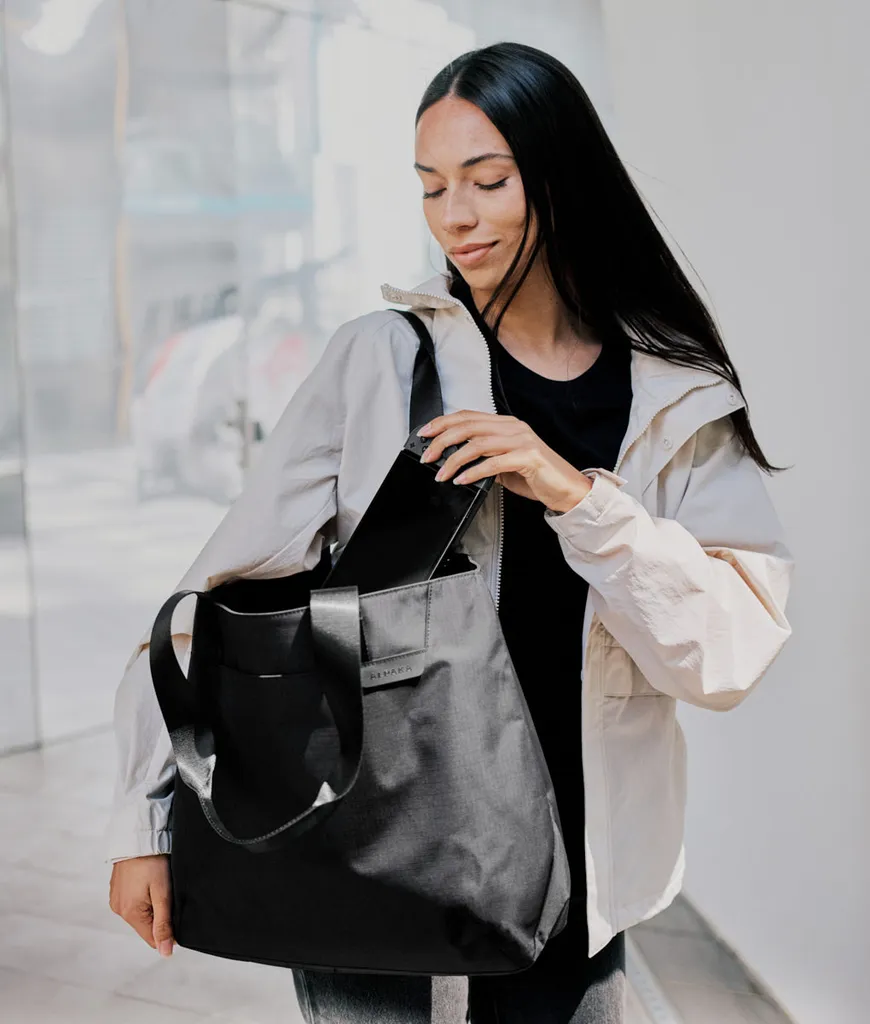 Elements Tote (M)