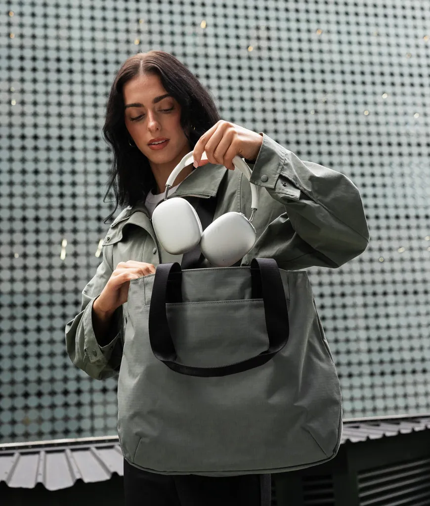 Elements Tote (M)