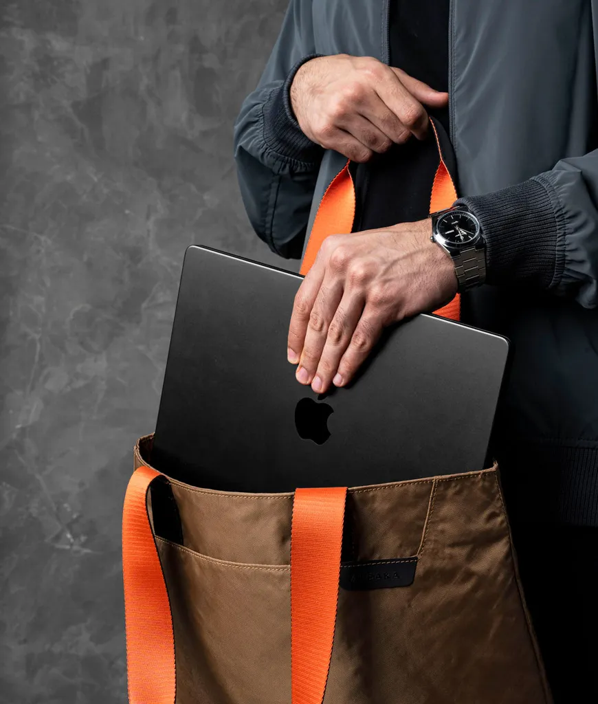 Elements Tote (M)