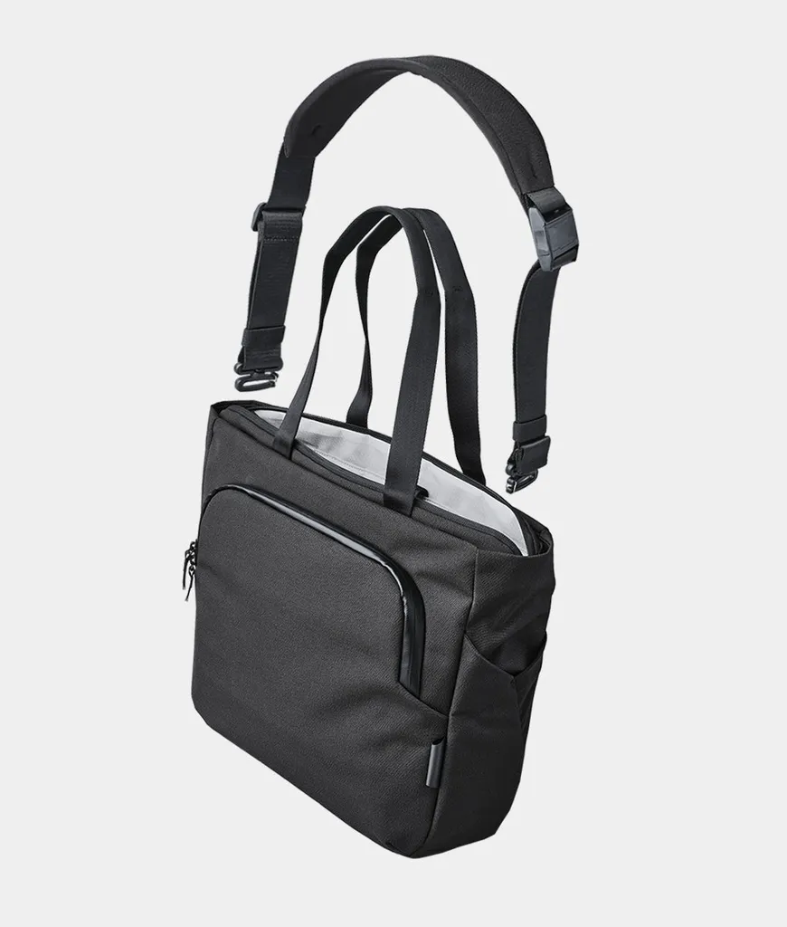 Bravo Tote V1
