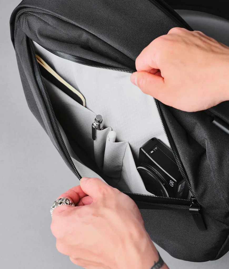 Metro Backpack (12L)