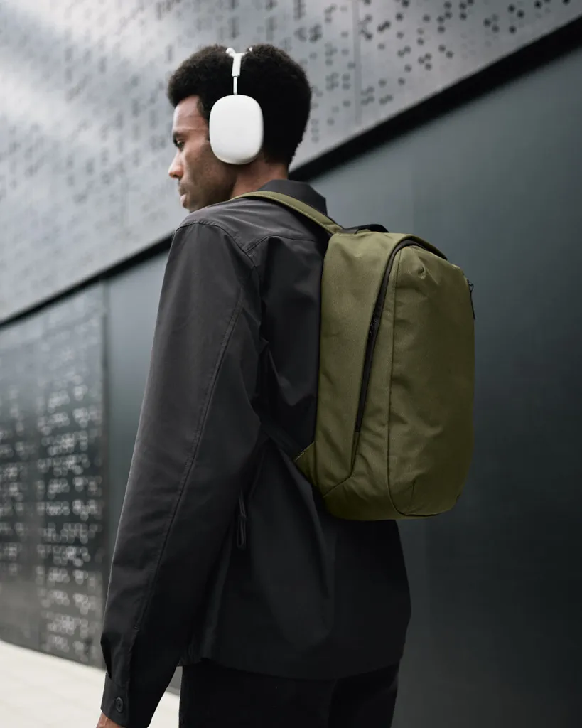Metro Backpack (12L)
