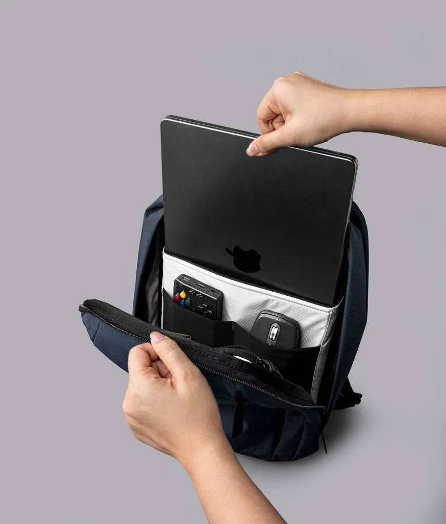 Metro Backpack (12L)