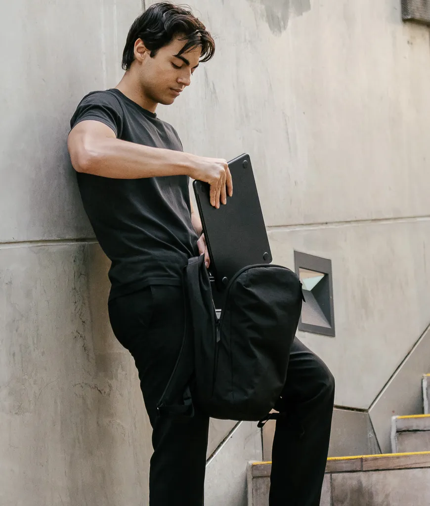 Metro Backpack (12L)