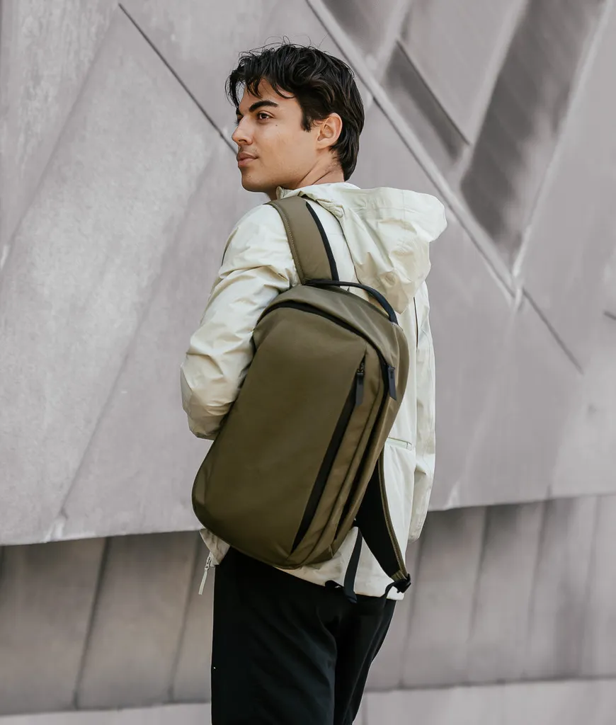Metro Backpack (12L)