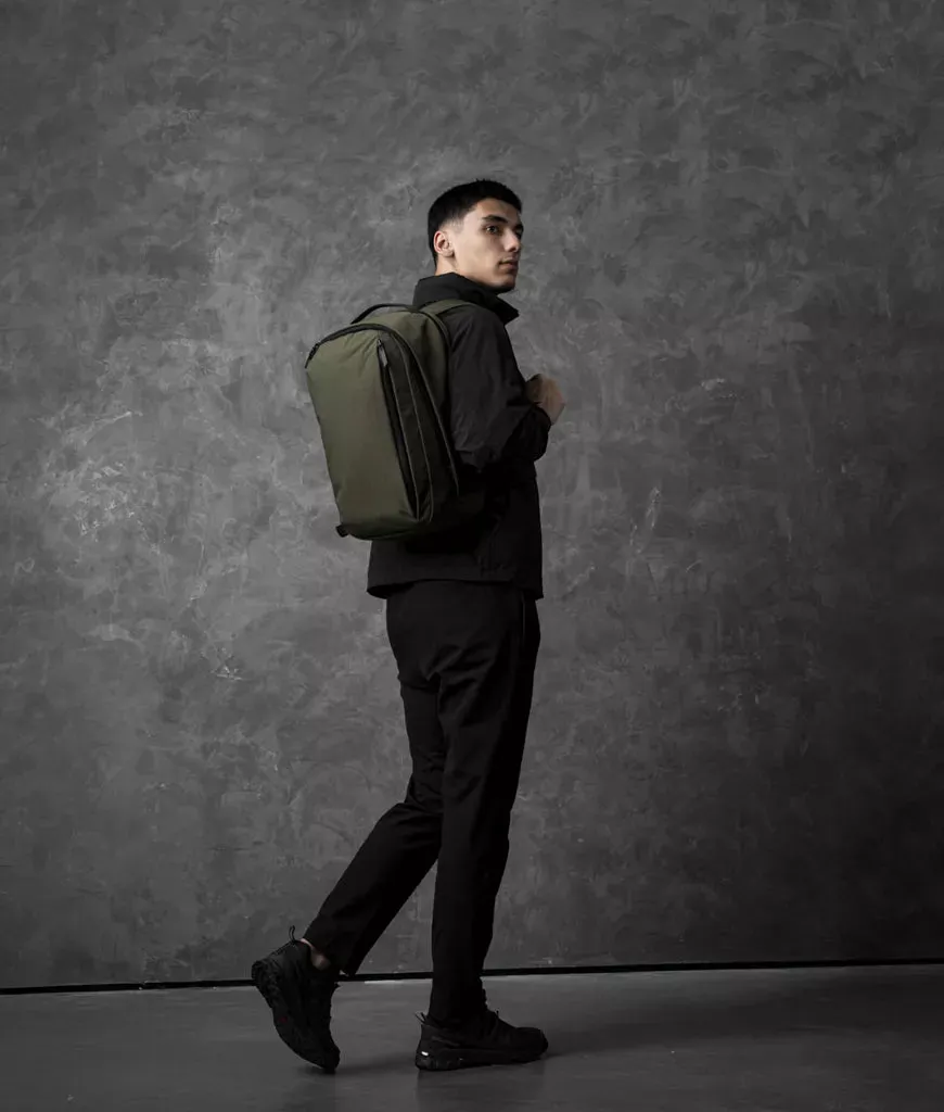 Metro Backpack Pro