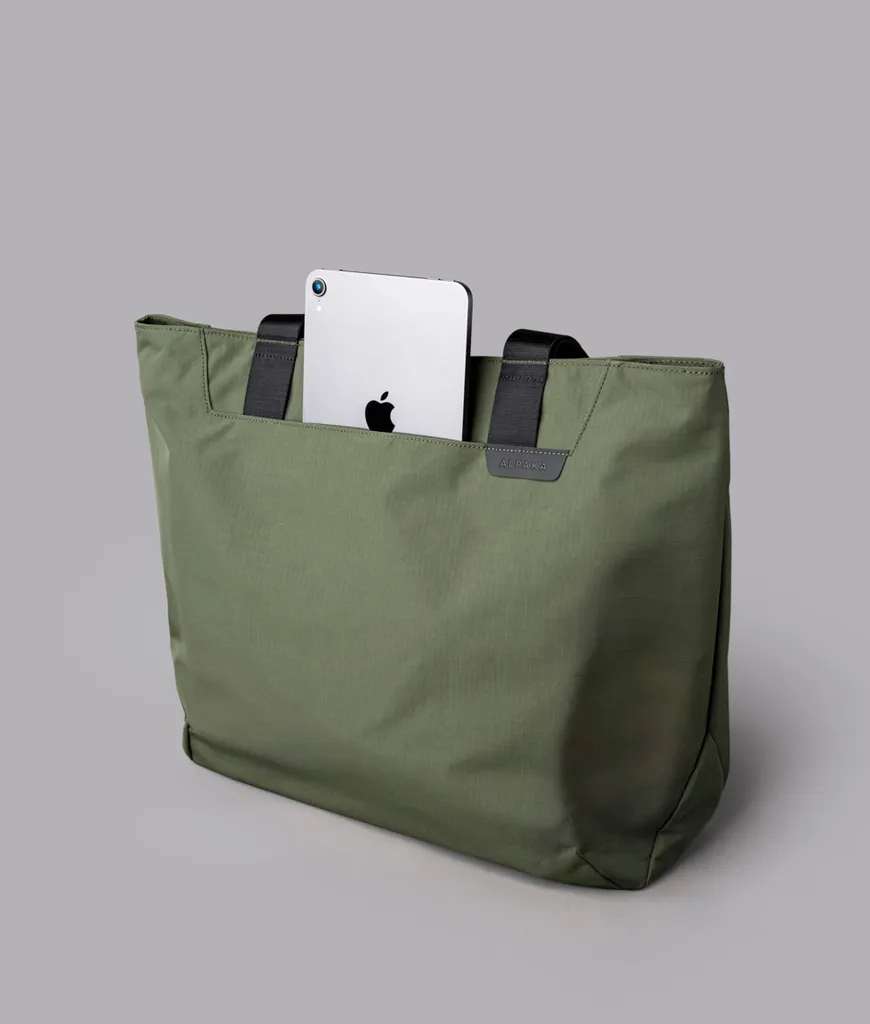 Elements Tote (L)