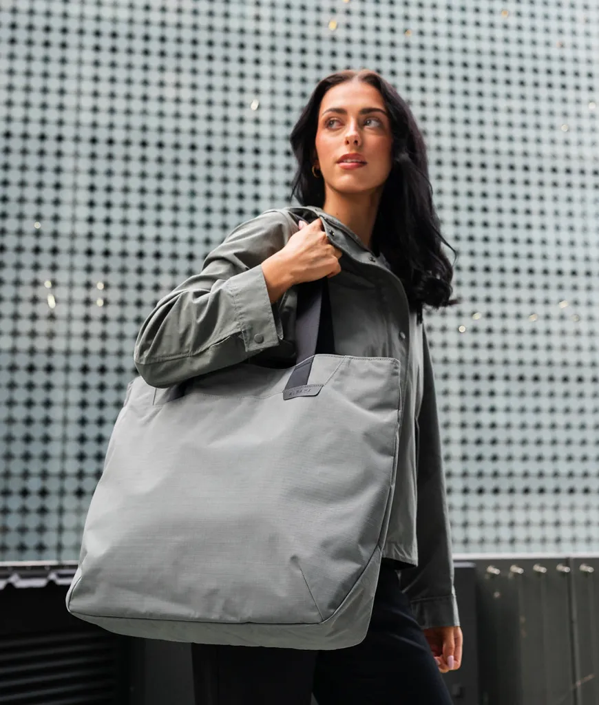 Elements Tote (L)