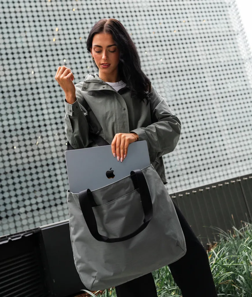 Elements Tote (L)