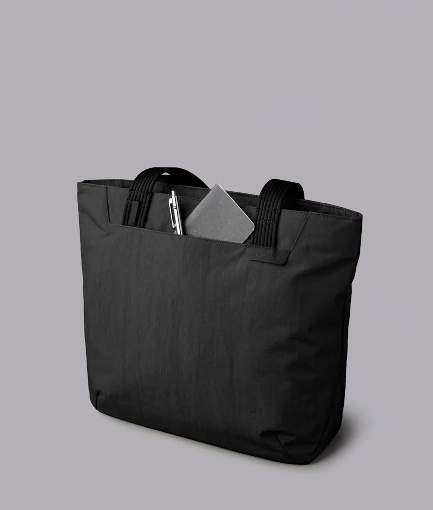 Flight Tote (L)