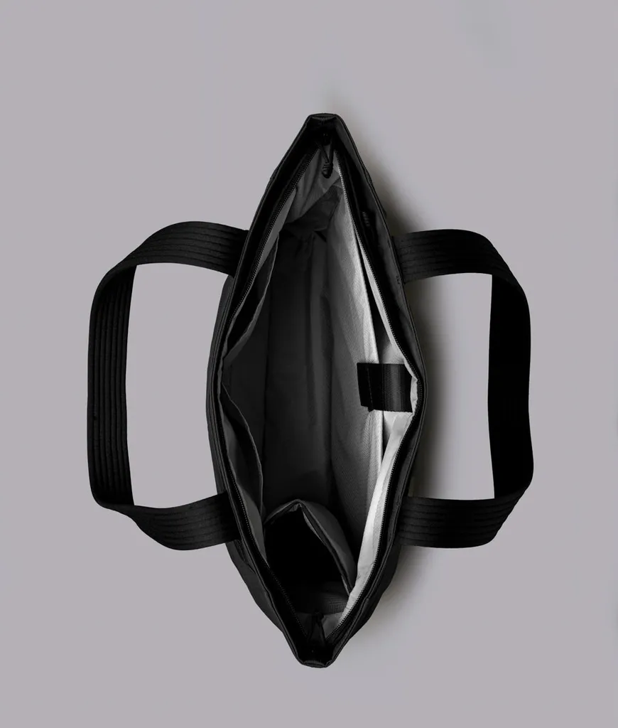 Flight Tote (L)