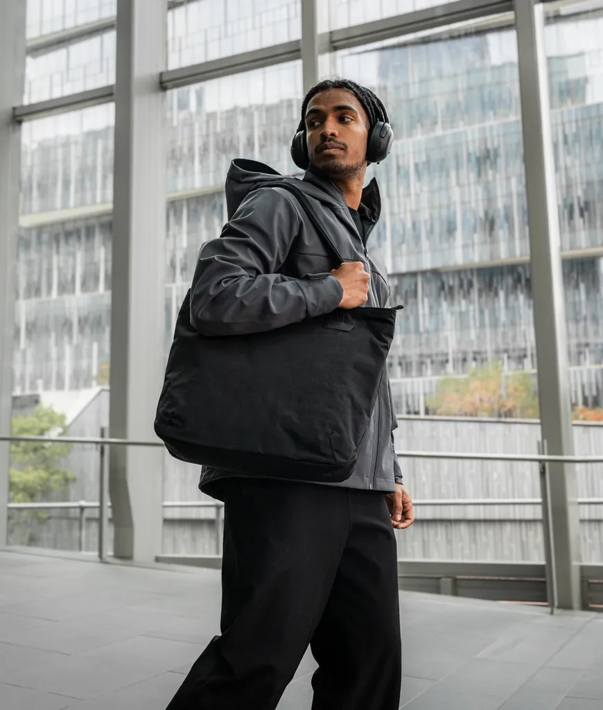 Flight Tote (L)