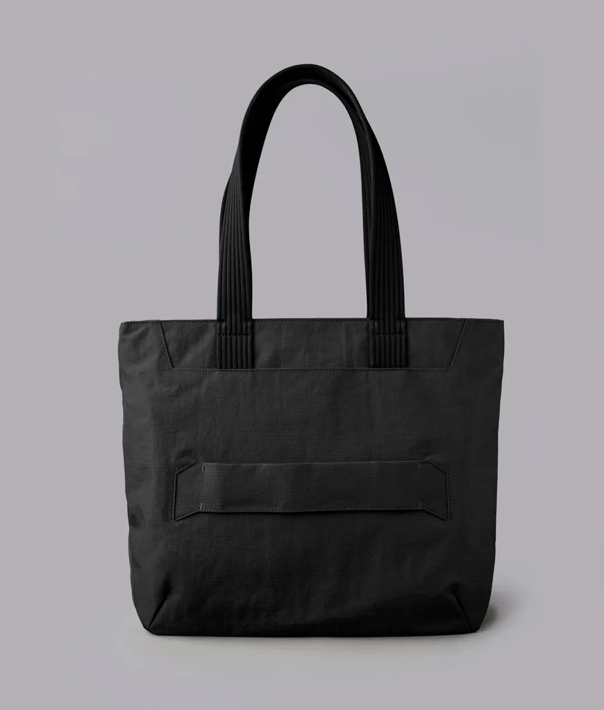 Flight Tote (M)
