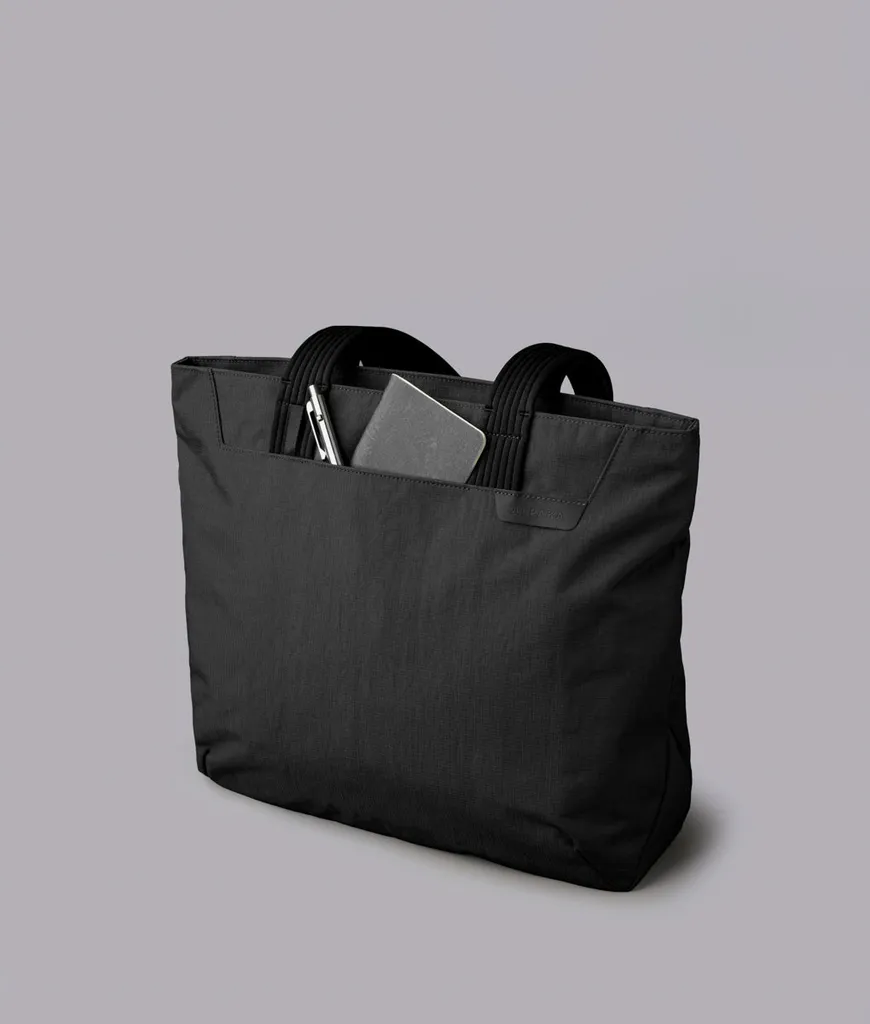 Flight Tote (M)