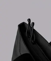 Flight Tote (S)