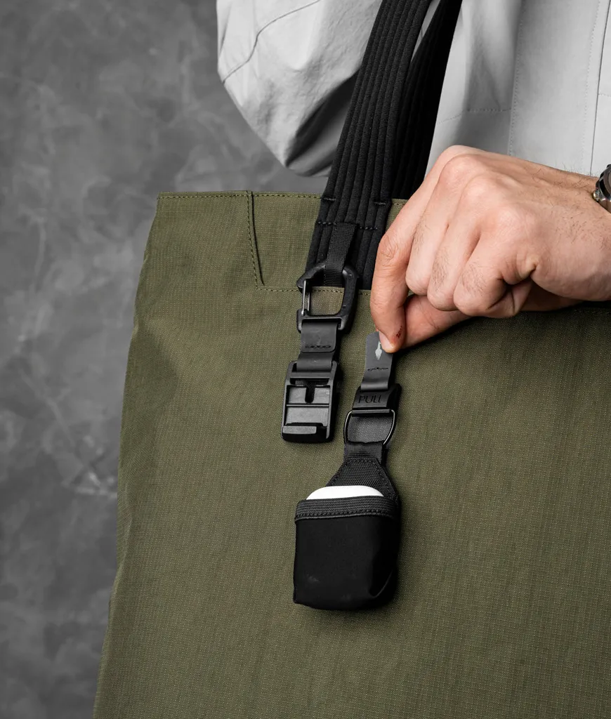 Flight Tote (M)
