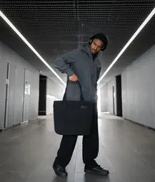 Flight Tote (S)
