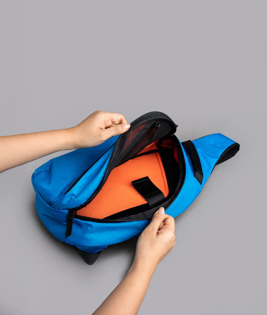 Metro Crossbody (Left) - Vivid