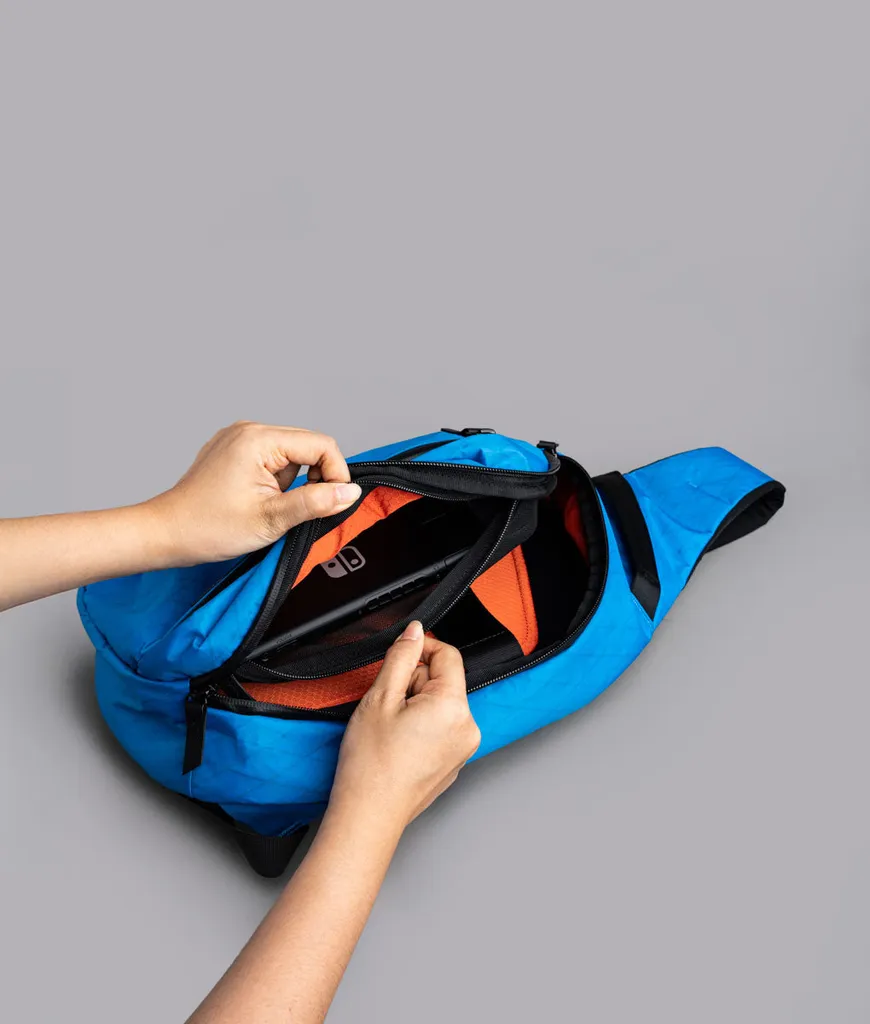 Metro Crossbody (Left) - Vivid