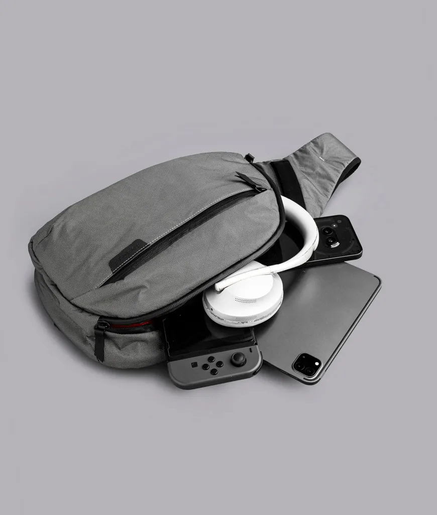 Metro Crossbody (Left) - Ultradyne