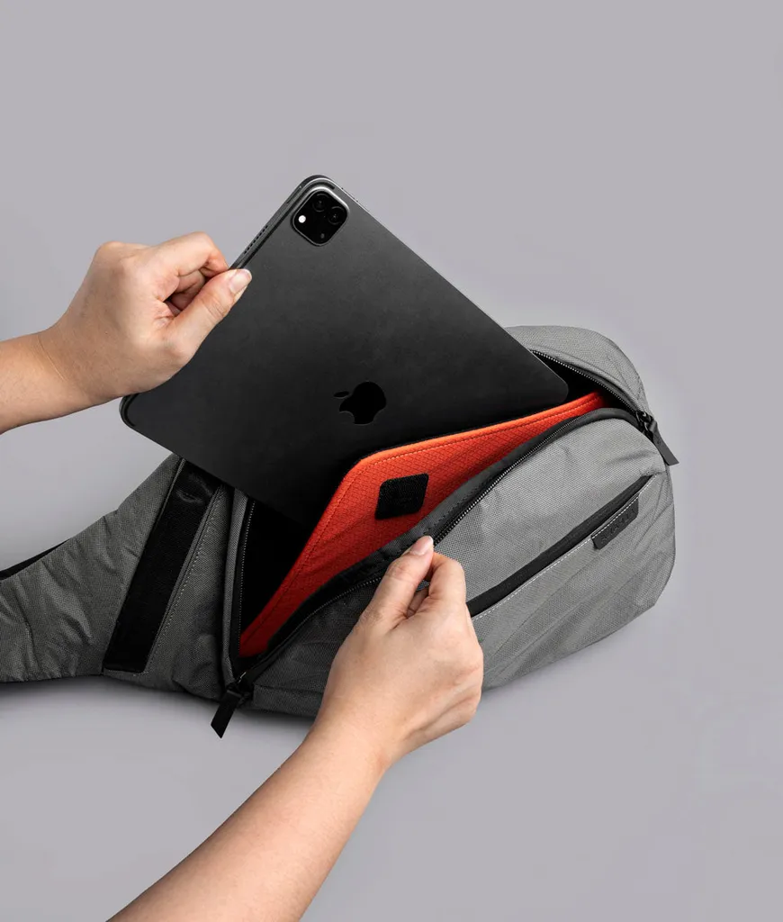 Metro Crossbody (Left) - Ultradyne