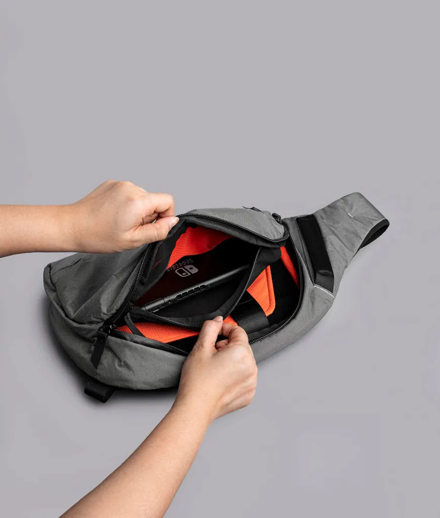 Metro Crossbody (Left) - Ultradyne