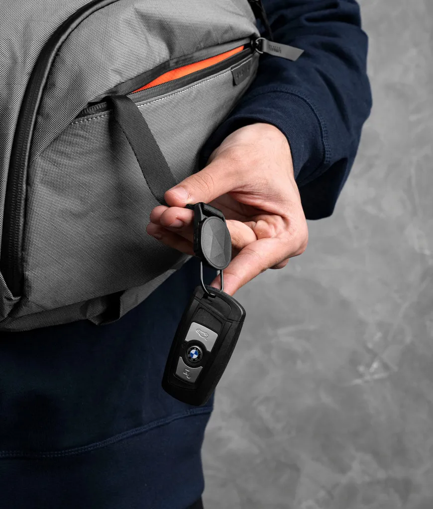 Metro Crossbody (Left) - Ultradyne