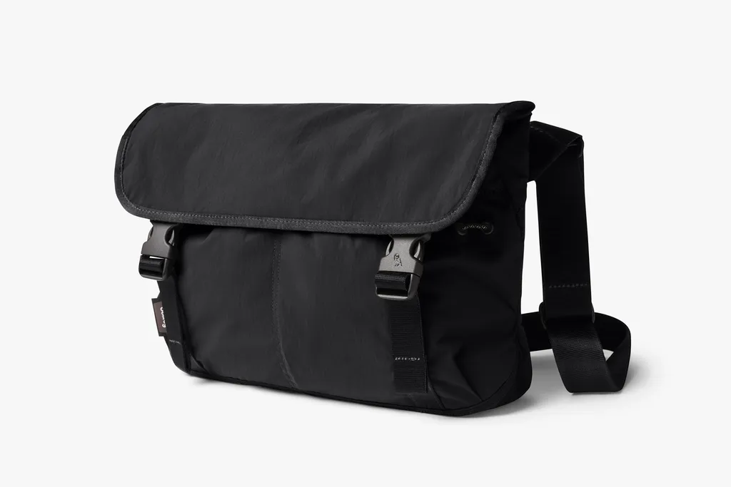 Cinch Messenger Bag
