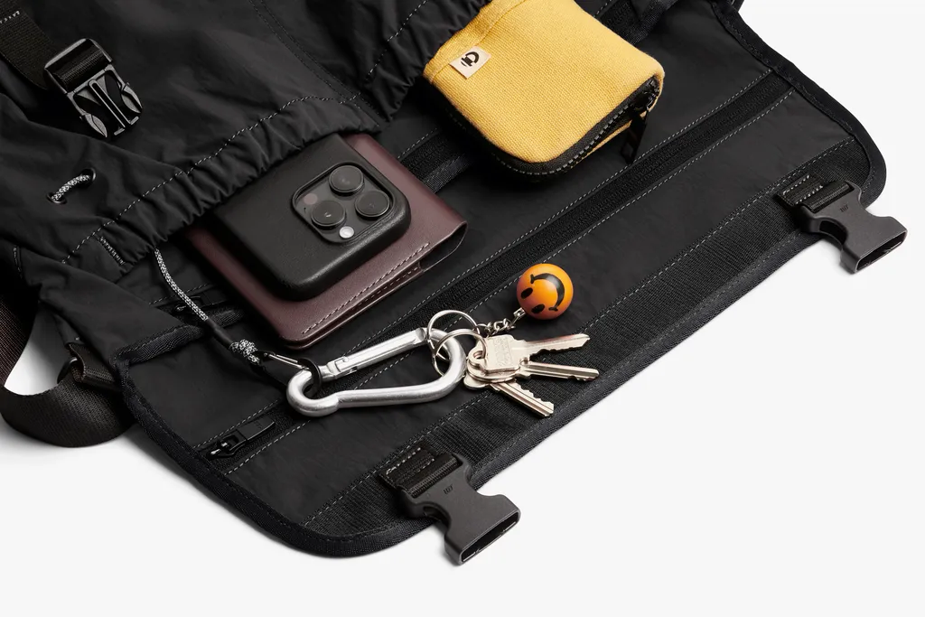 Cinch Messenger Bag