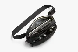 Venture Hip Pack