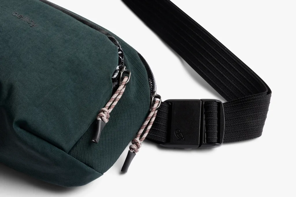 Venture Hip Pack