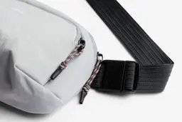 Venture Hip Pack