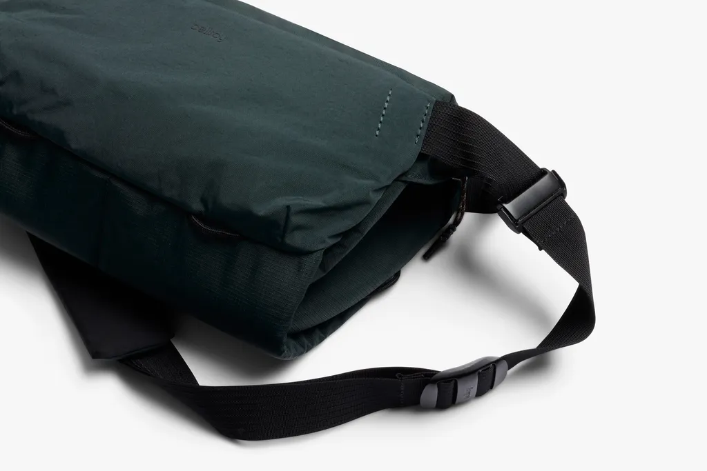Venture Sling 10L - Camera Edition