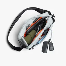 Carryology Essentials Sling