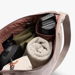 Laneway Crescent Bag 2.5L