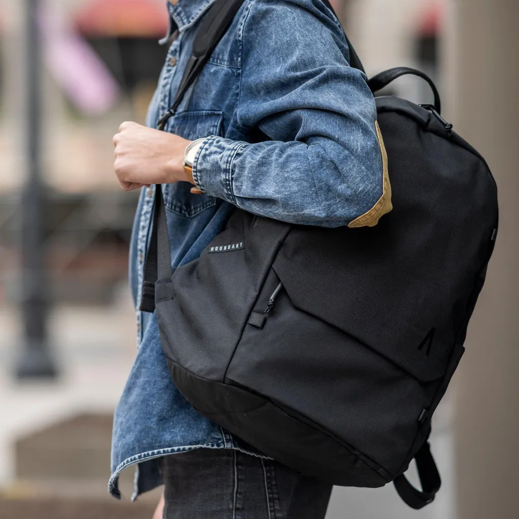 RENNEN BACKPACK - Recycled Fabric