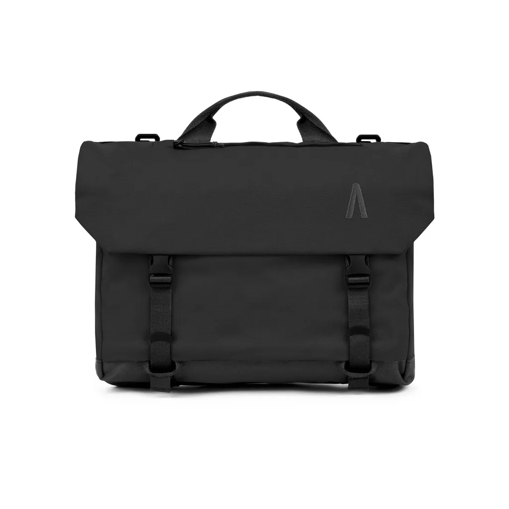 RENNEN MESSENGER BAG - Recycled Fabric