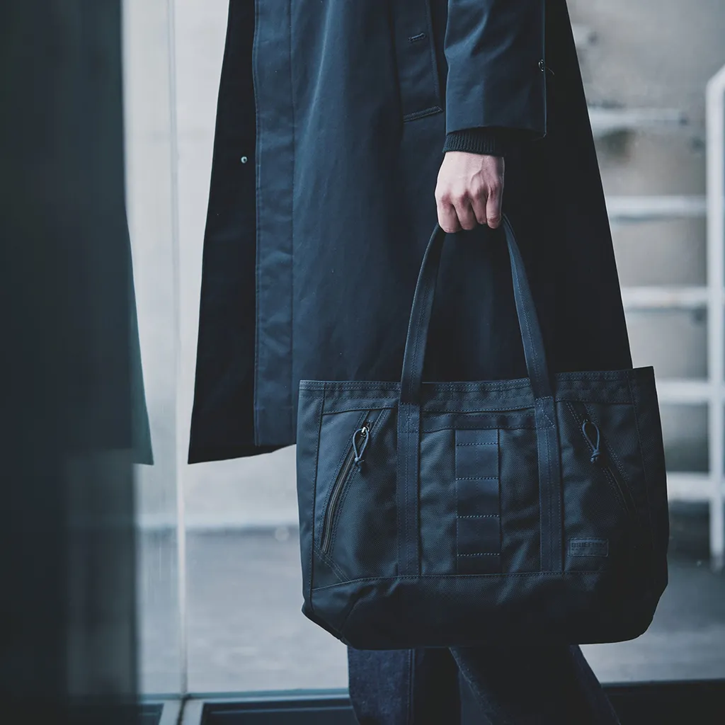 DELTA MASTER TOTE M SQD