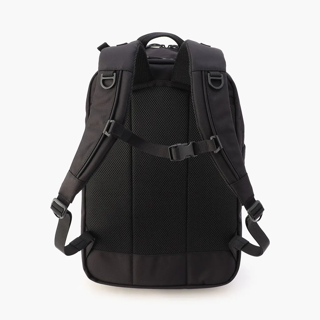 TRAVEL PACK