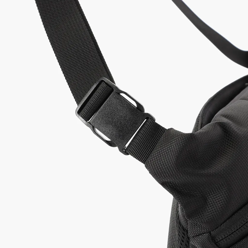 MFC CROSS BODY BAG