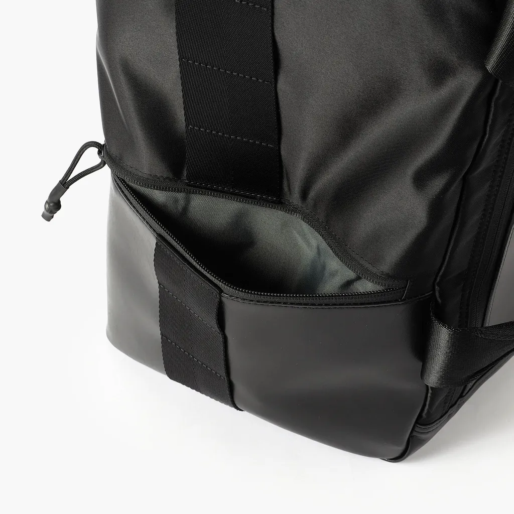 BLK White Mountaineering®︎ 3WAY DUFFLE