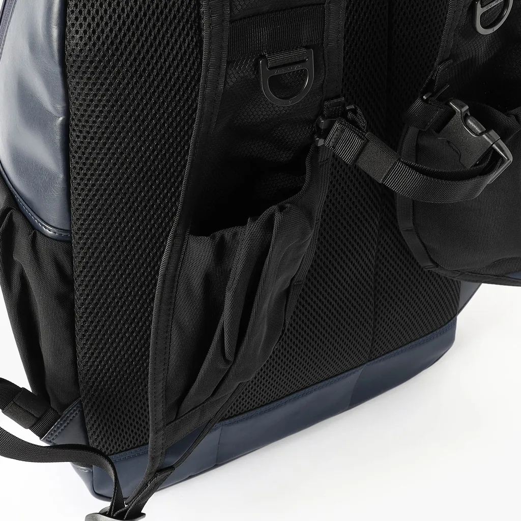 BLK White Mountaineering®︎ DT PACK