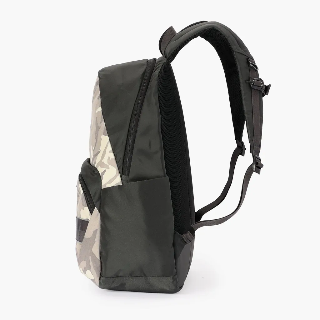 MFC WIDE DAY PACK CAMO