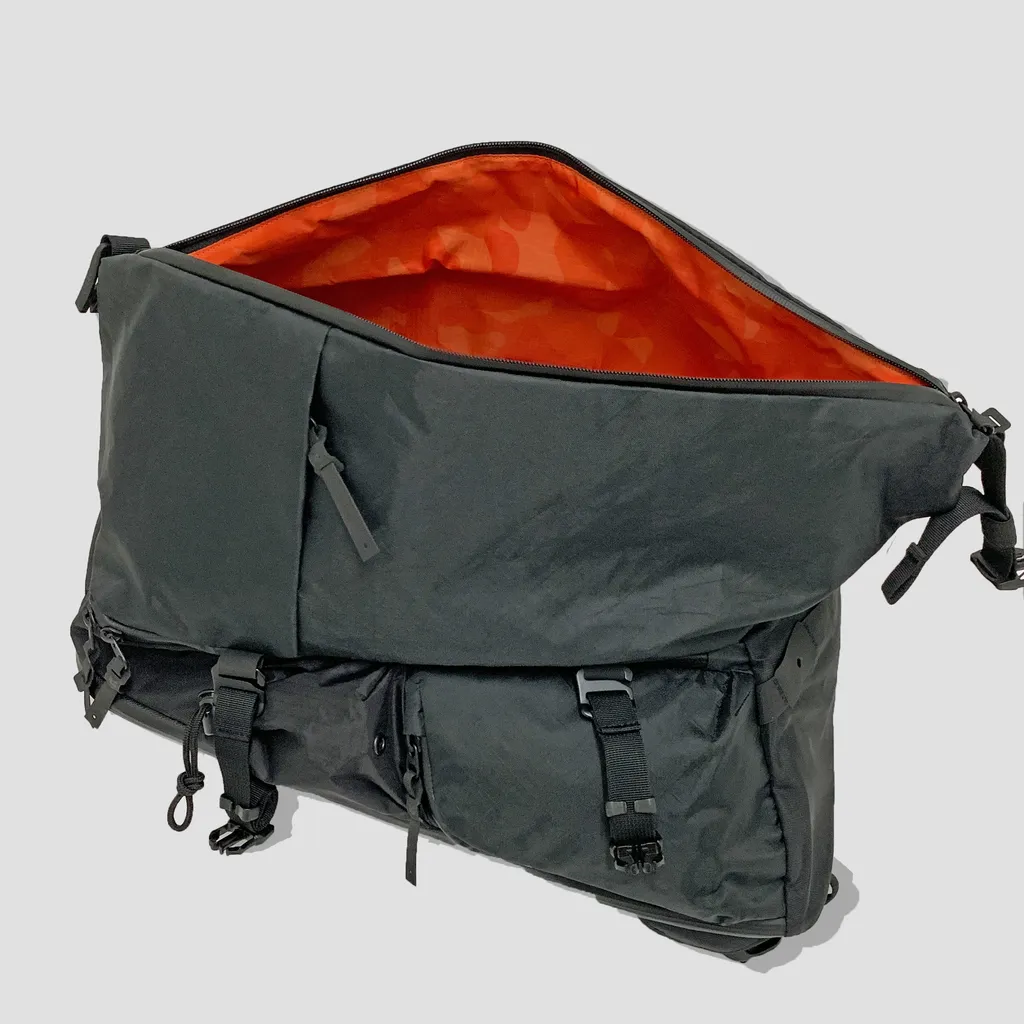 X-TYPE - Backpack