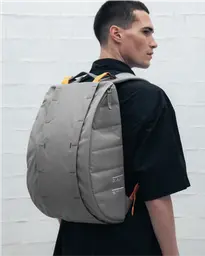 Hugger Base Backpack 15L Sand Grey