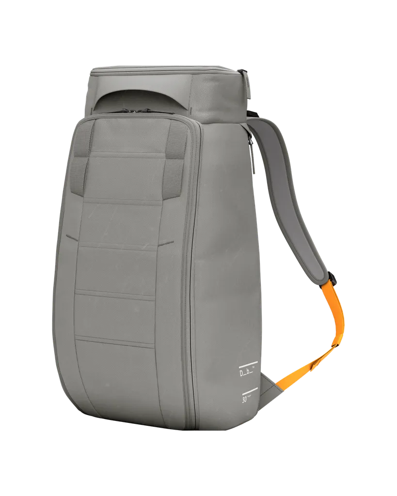Hugger Backpack 30L Sand Grey